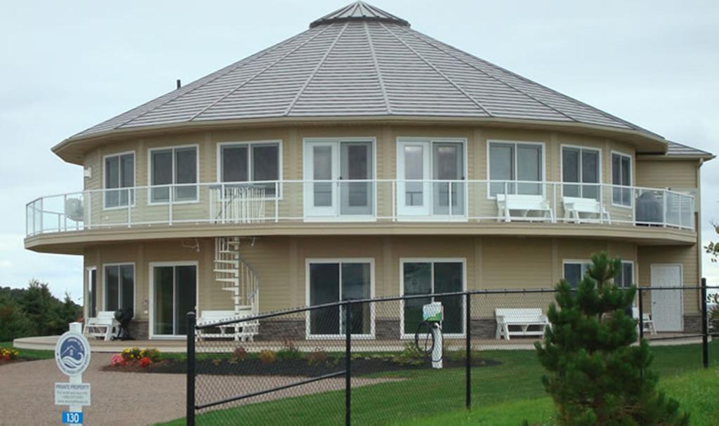 Around The Sea - Cana Da'S Rotating House, Suites & Tours Норт-Растико Экстерьер фото